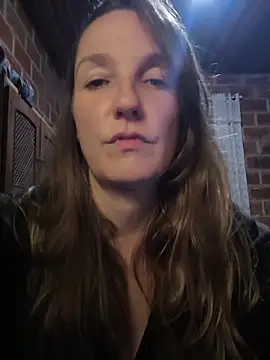 Loirinha_surf live sex cam