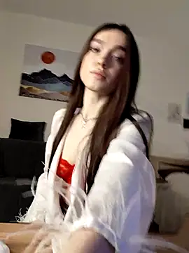 MayaGlow's cam snapshot