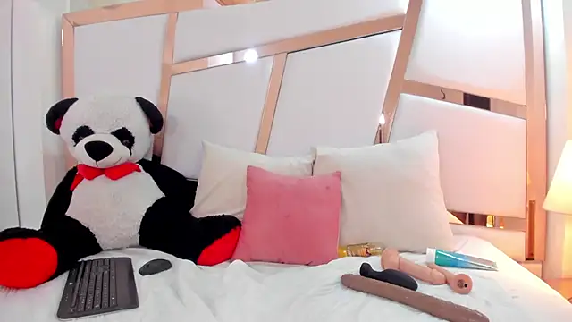 antonella_moon7's cam snapshot