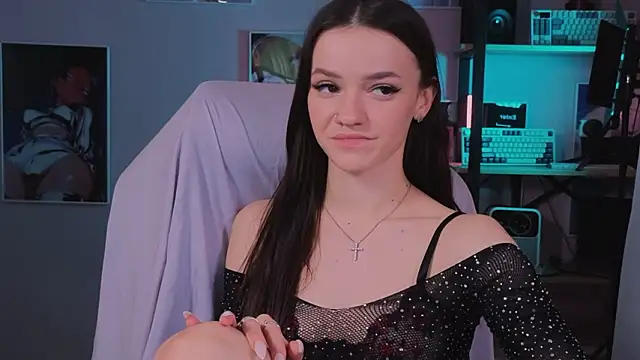 E_l_i_z_e_'s cam snapshot