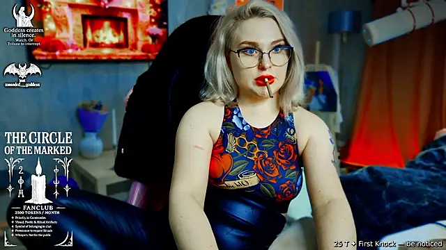 Wounded_Goddess_'s cam snapshot