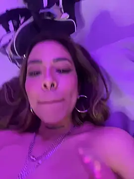 LilEuphoria's cam snapshot