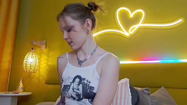 lessysweety live sex cam