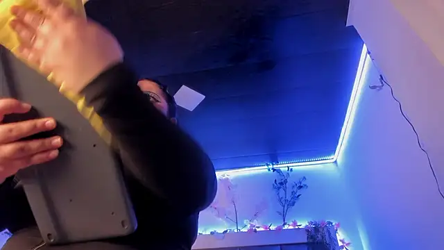 abbiecollins_js's cam snapshot