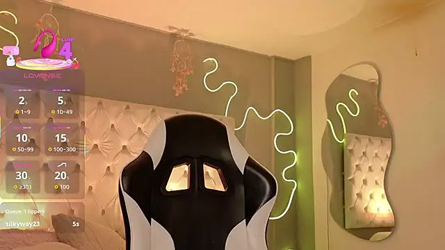 Megan__cole1's cam snapshot