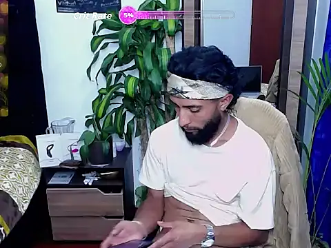 _noahdiaz live sex cam