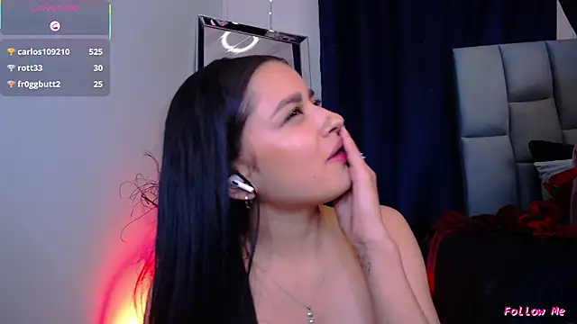 Emilyy05_'s cam snapshot