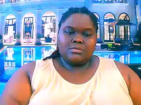 EbonyHotBuns's cam snapshot