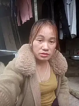 cutebobi's cam snapshot