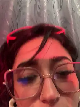 LilithMonette live sex cam