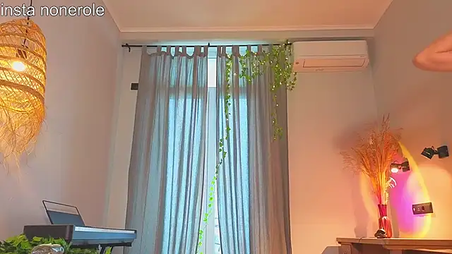 Lilyblush live sex cam