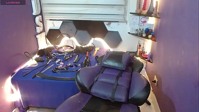 Alexa_Slavehot777's cam snapshot