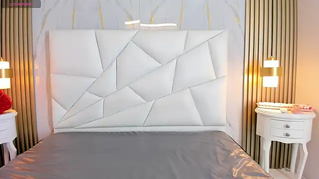 naomibely's cam snapshot