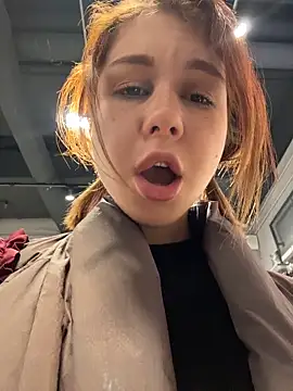 RosieSecret live sex cam