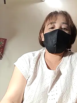 Lyna_sexy24 live sex cam