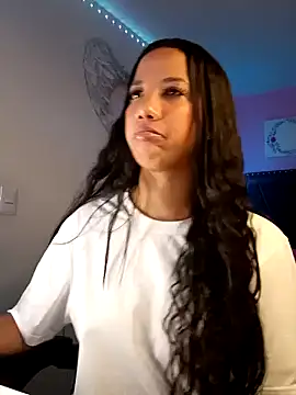 SallyWhitee live sex cam