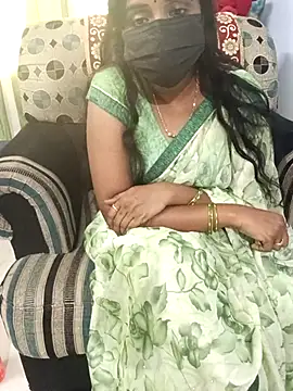 Tinarosy13's cam snapshot