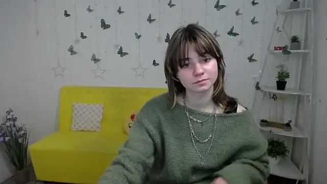 AnnaWest_'s cam snapshot