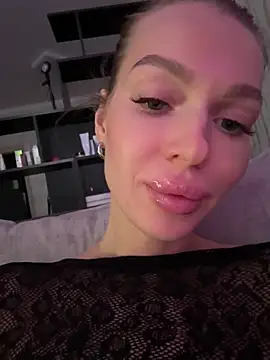 miss_veroNika's cam snapshot