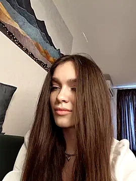 MayaGlow's cam snapshot