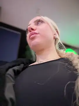 pinkstar_'s cam snapshot