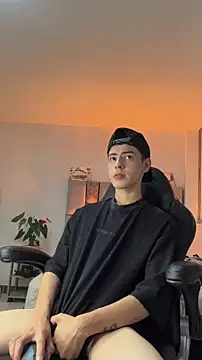 Sebastian_Reed's cam snapshot