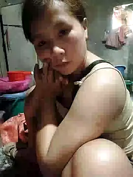 YANINA-20 live sex cam