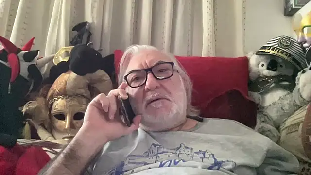 EroticVenetian live sex cam