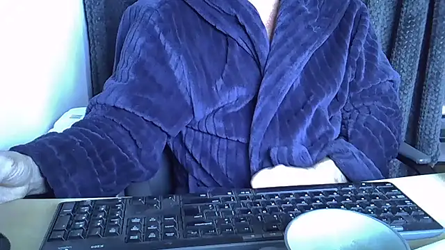 Lucid50's cam snapshot