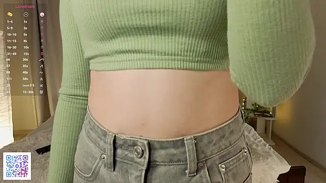 LeanneDinkle live sex cam