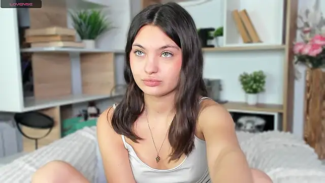 FunnyyMonkeyy live sex cam