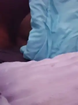 6lue6a6y69's cam snapshot