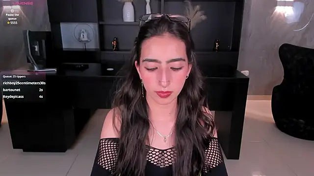 LarisaSmirnov's cam snapshot