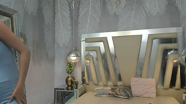 ValerySkinnyy's cam snapshot