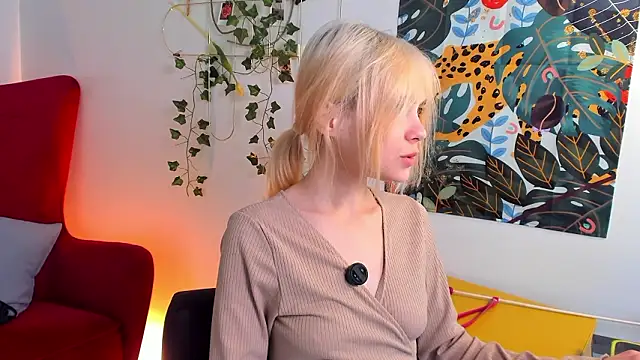 wow_angel's cam snapshot