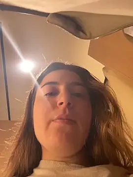 kate_nicepops999114's cam snapshot