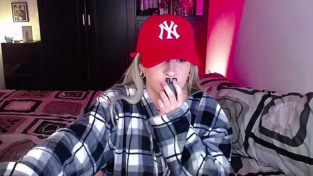 saradiazxxx's cam snapshot