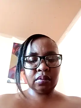 ZOQULUx live sex cam