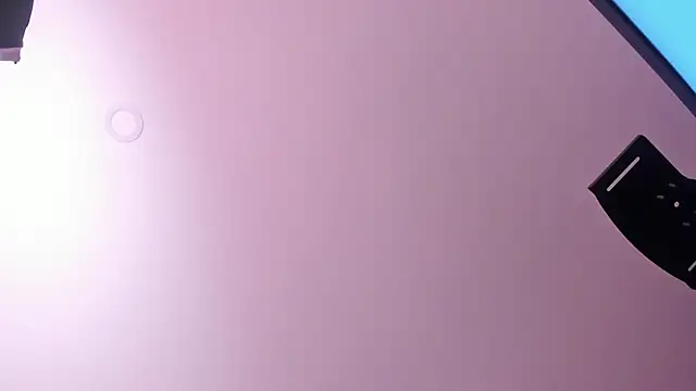 KaiaBrown live sex cam