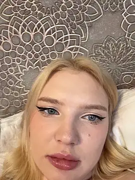 AmmyHot live sex cam