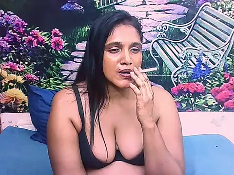 IndianSexyLady20's cam snapshot