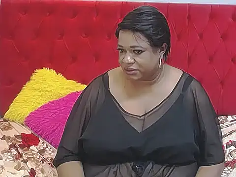 BustyQueenXXL's cam snapshot