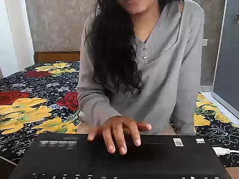 nayra_009's cam snapshot