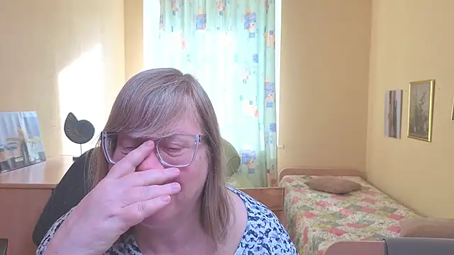 Emma_Eclipsee live sex cam