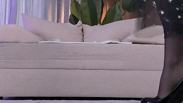 LisaAventi's cam snapshot