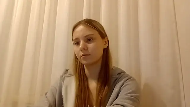 CrackShirker's cam snapshot