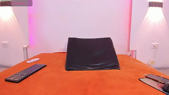 PrettyAngel__ live sex cam