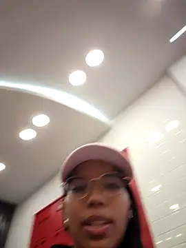 SheenaBrooke live sex cam