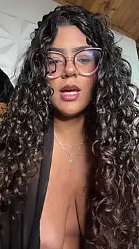 CaroBeach live sex cam