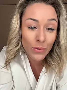 petrouchkaaa_ live sex cam